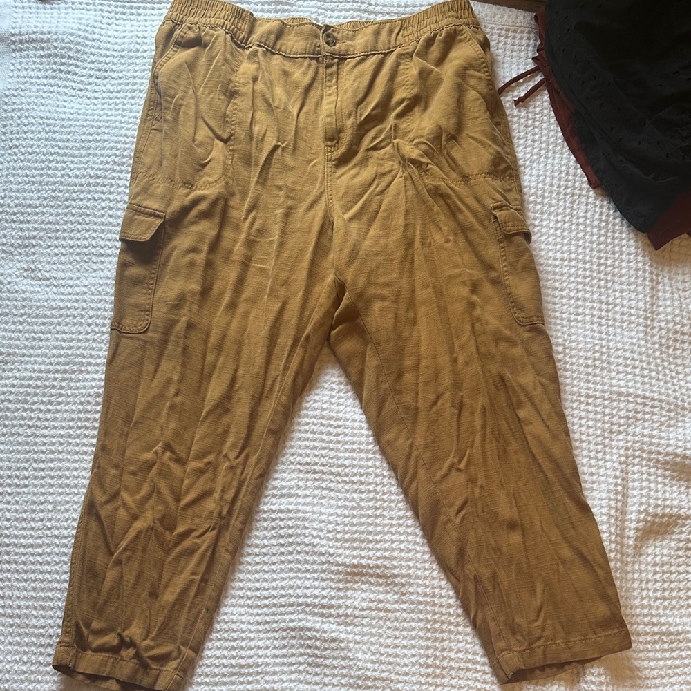 Wonderly Women's Tan Wide Leg Pants